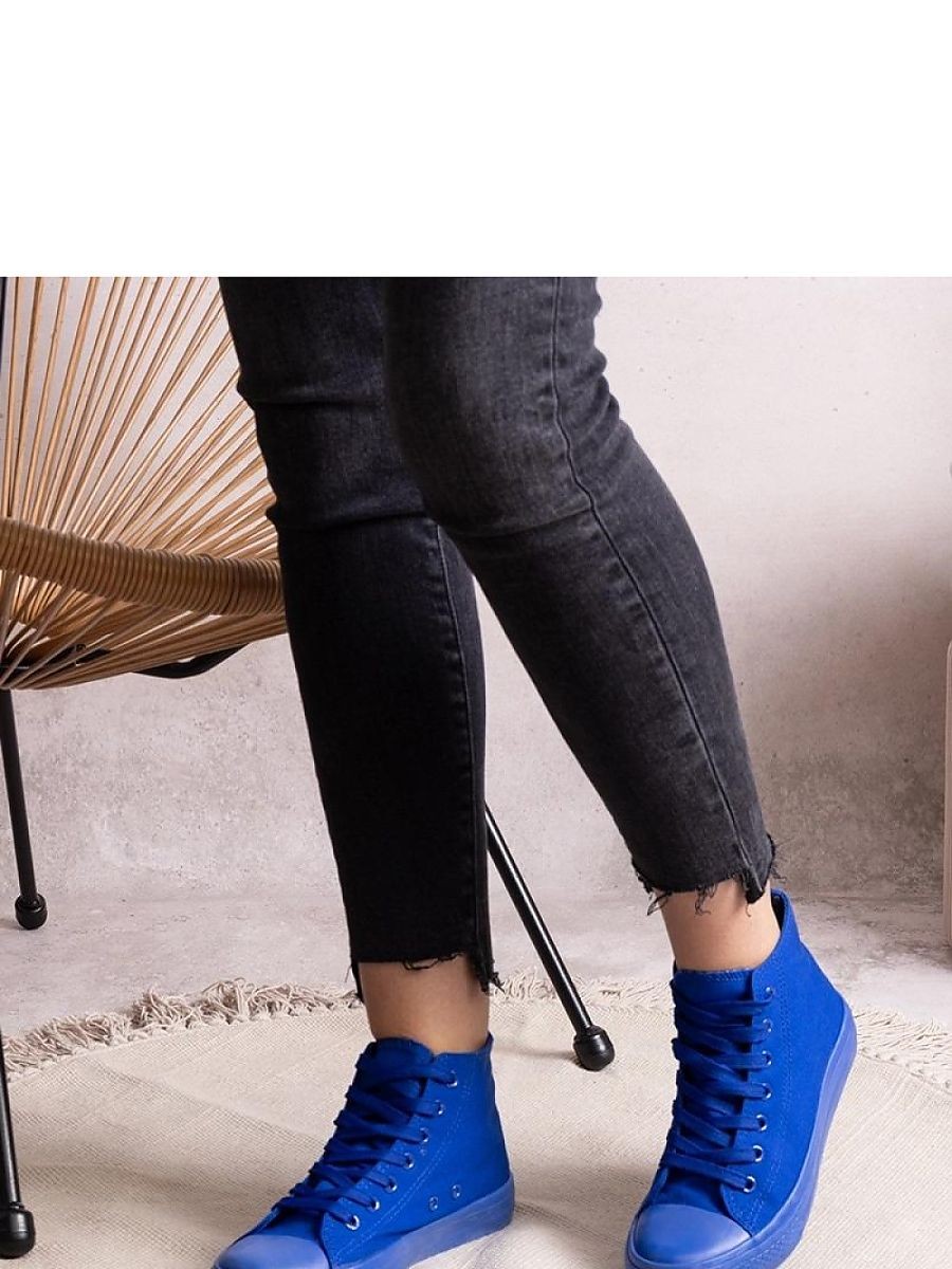 Baskets model 207220 Solea