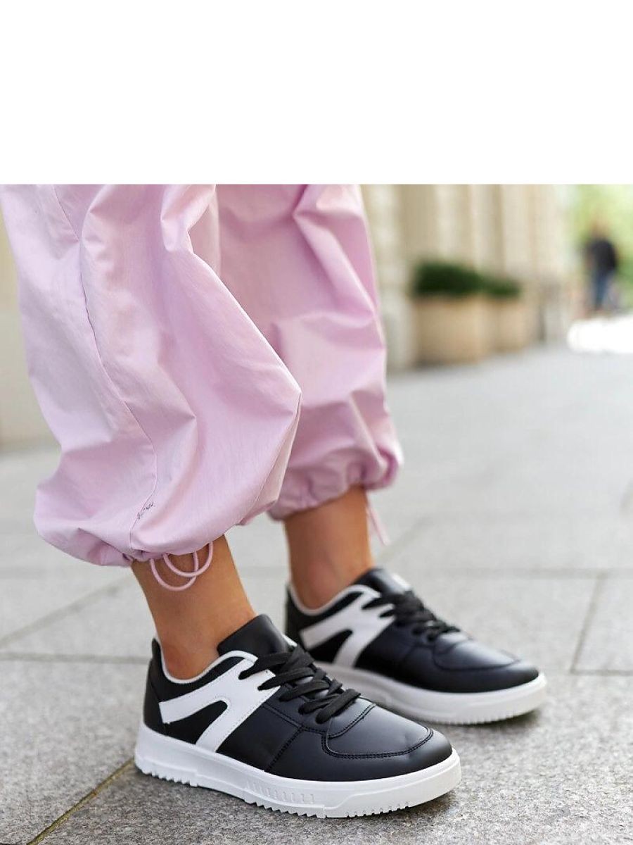 Baskets model 207308 Solea