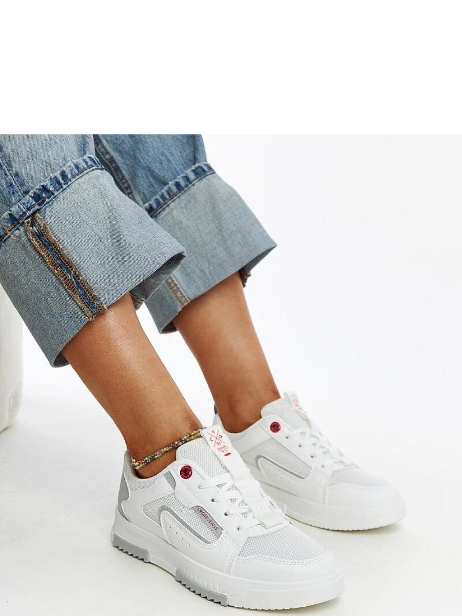 Baskets model 207352 Solea