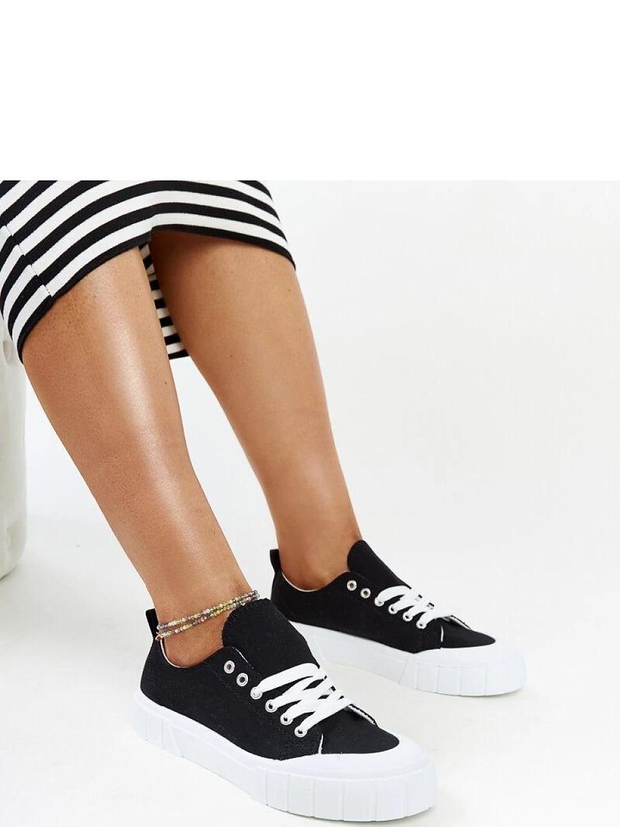 Baskets model 207375 Solea