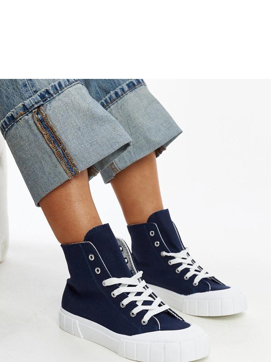 Baskets model 207387 Solea