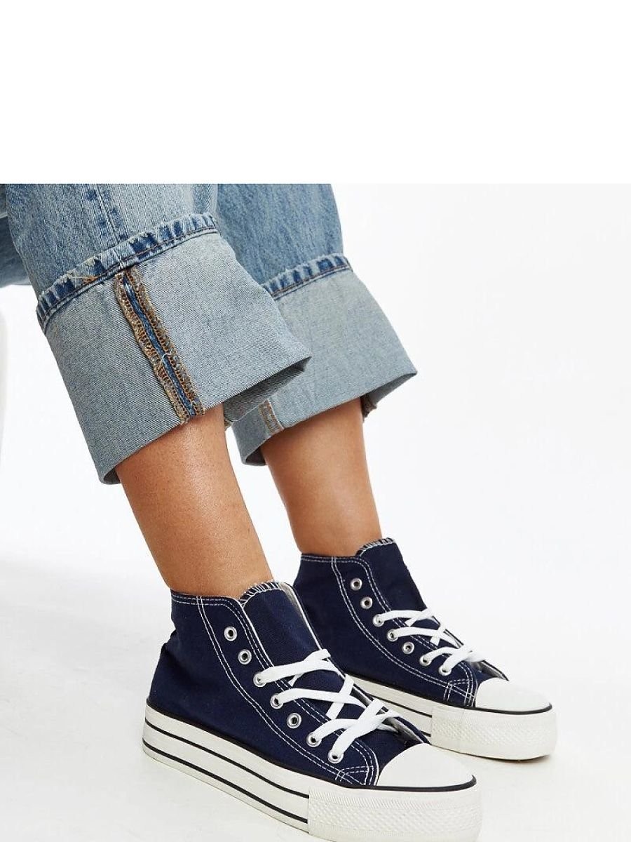 Baskets model 207391 Solea