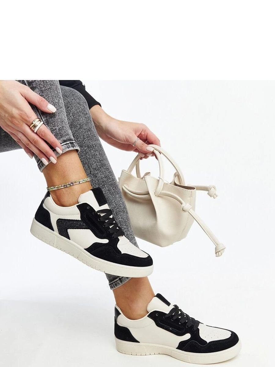 Baskets model 207432 Solea