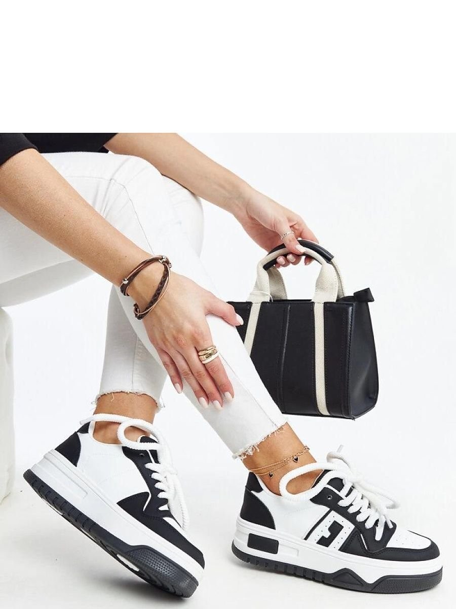 Baskets model 207462 Solea