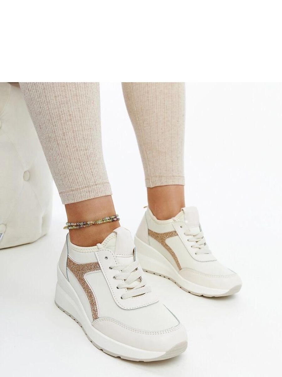 Baskets model 207500 Solea