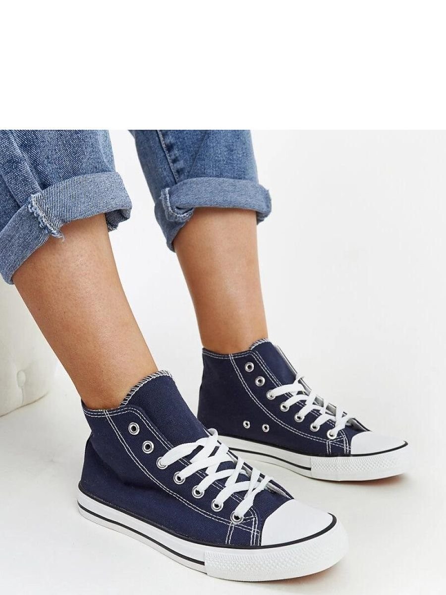 Baskets model 207501 Solea