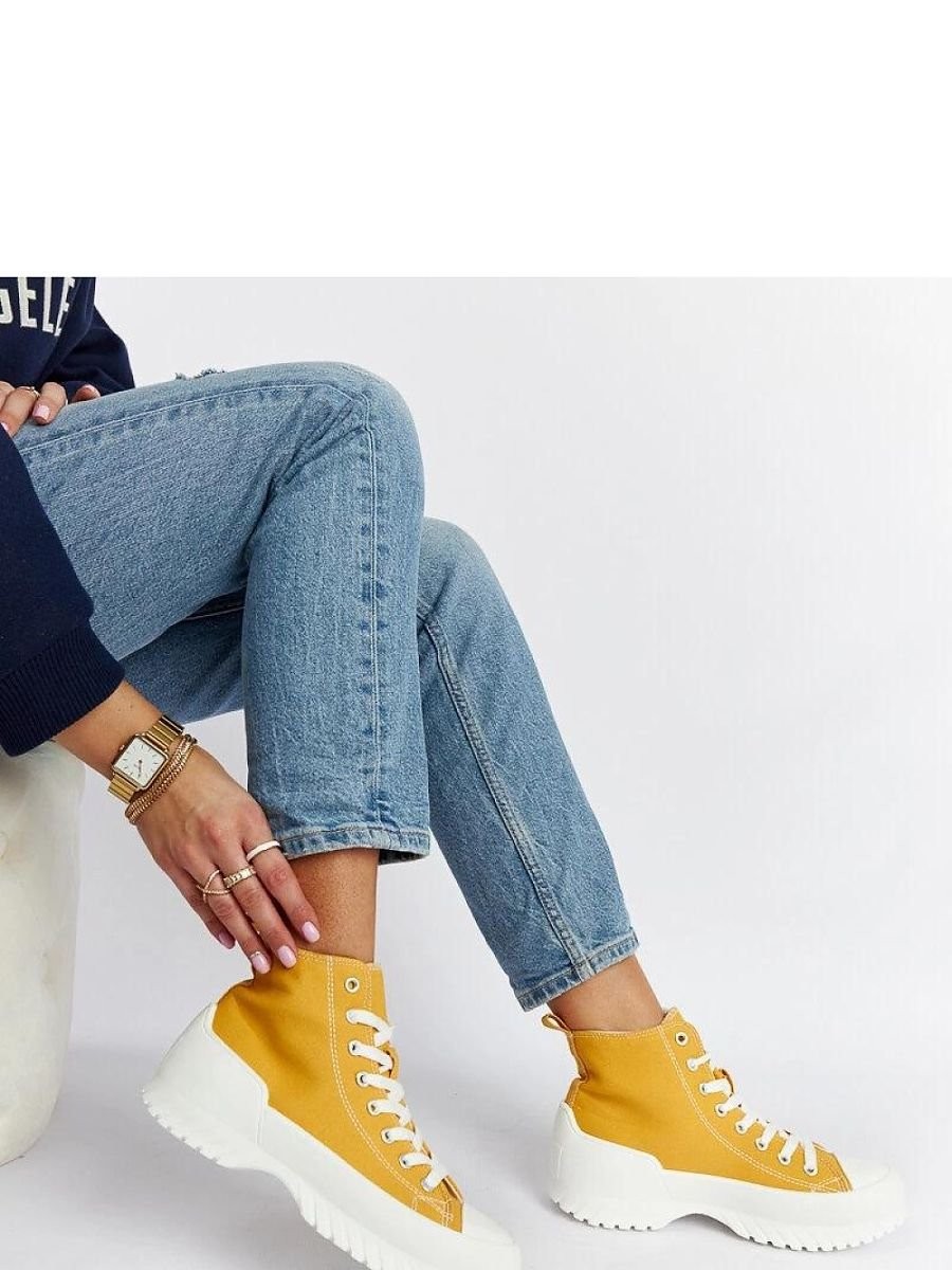 Baskets model 207549 Solea