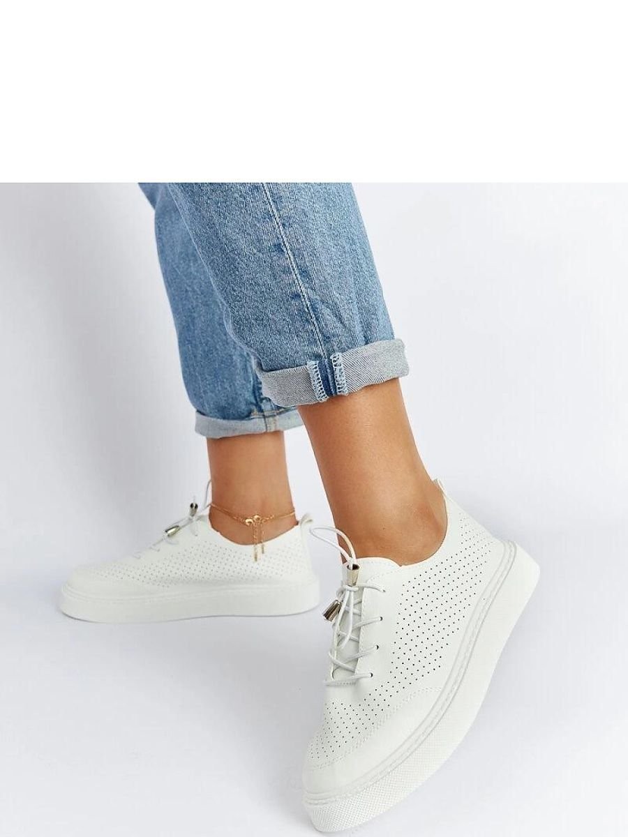 Baskets model 207560 Solea