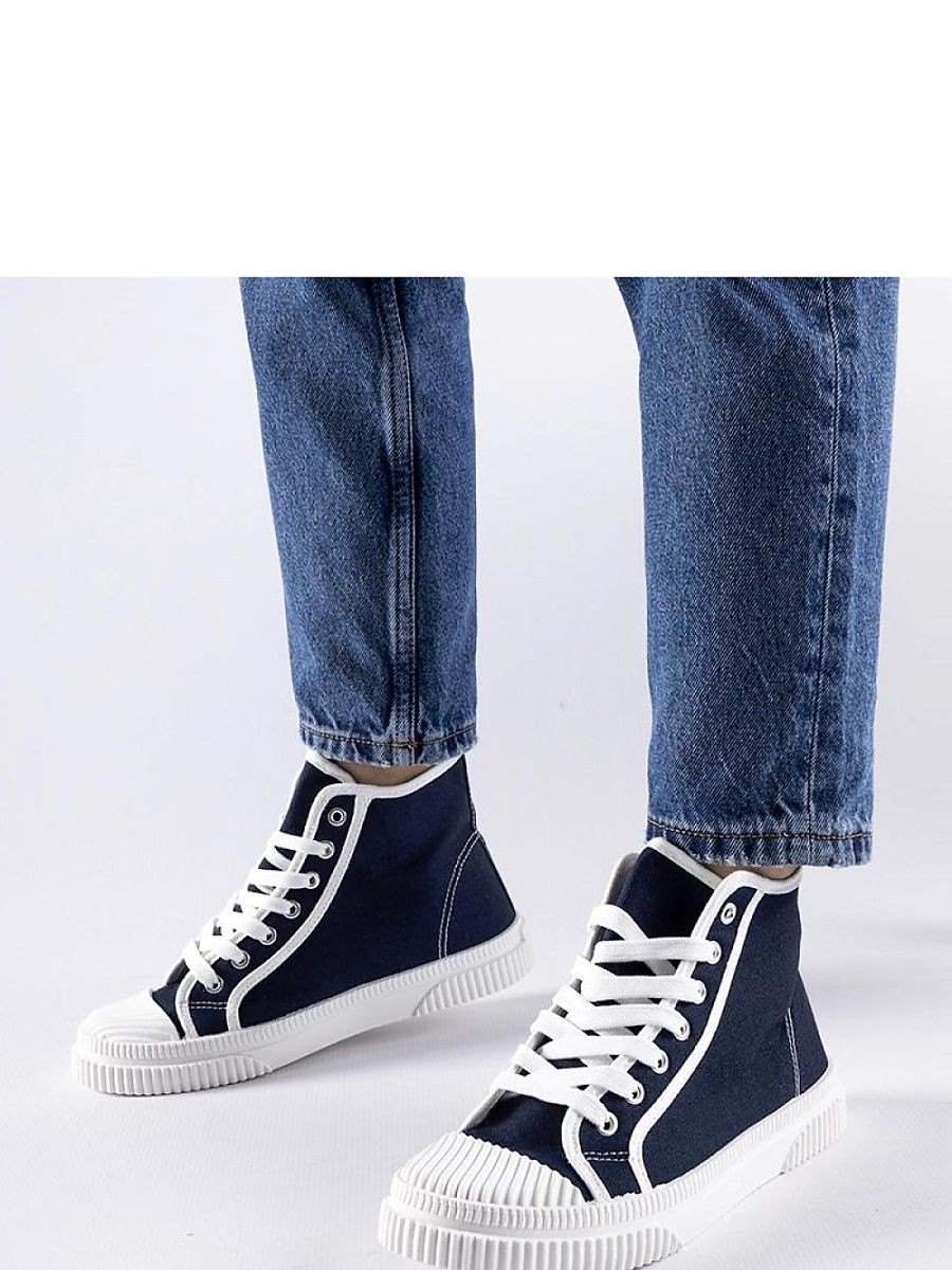 Baskets model 207595 Solea