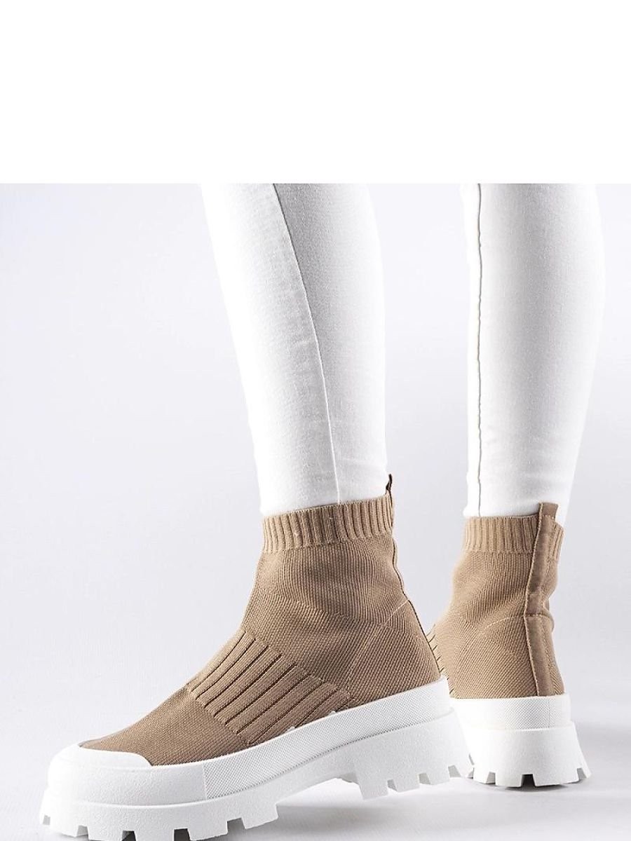 Baskets model 207607 Solea