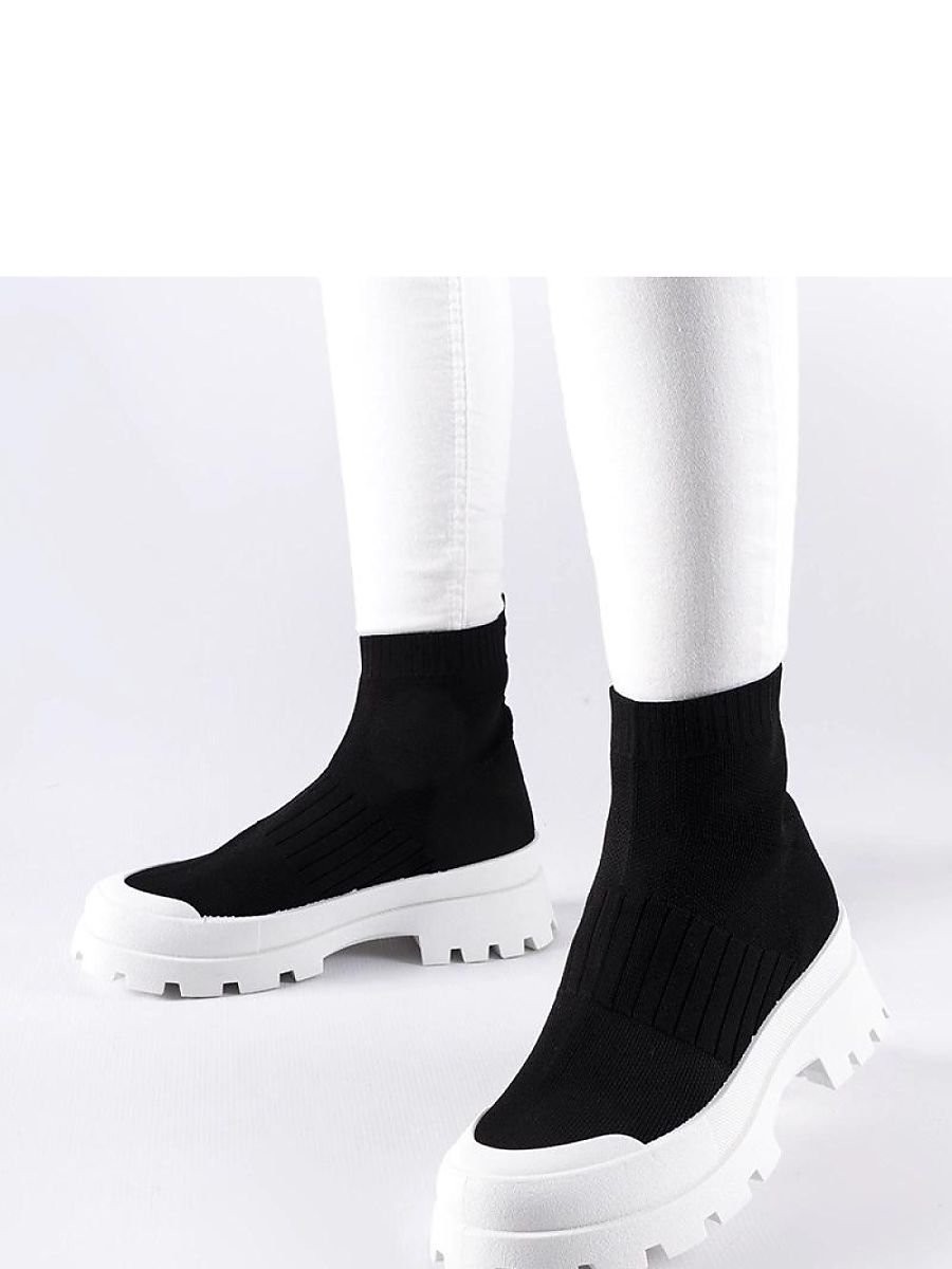 Baskets model 207608 Solea