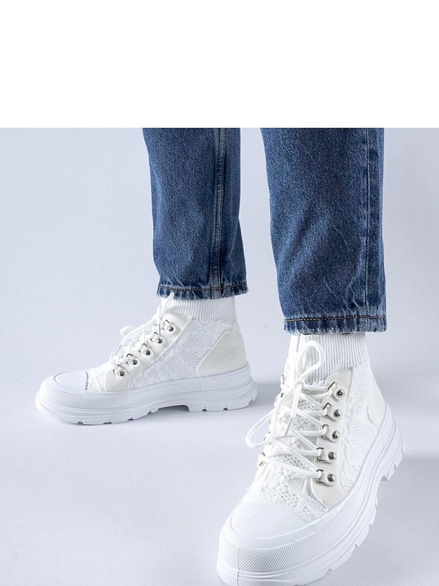 Baskets model 207610 Solea