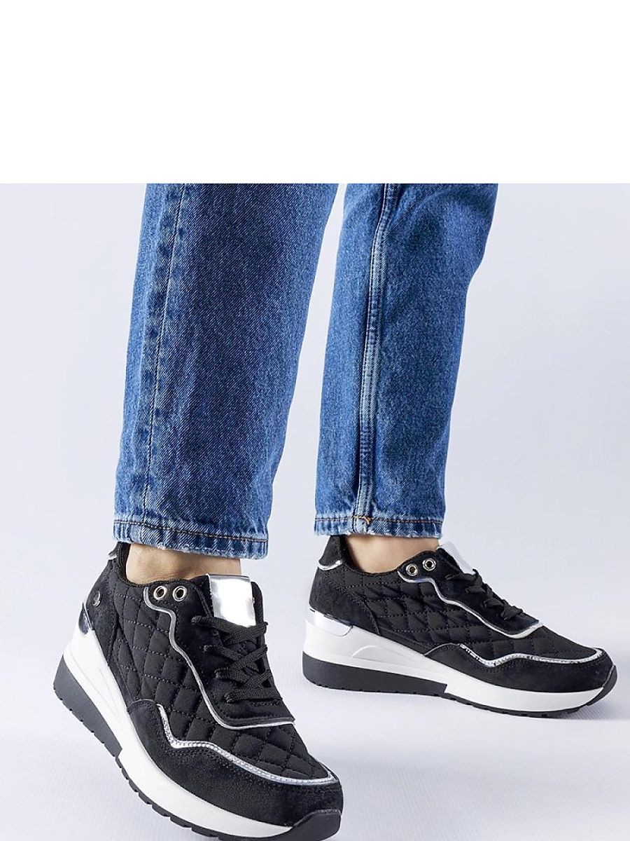 Baskets model 207620 Solea