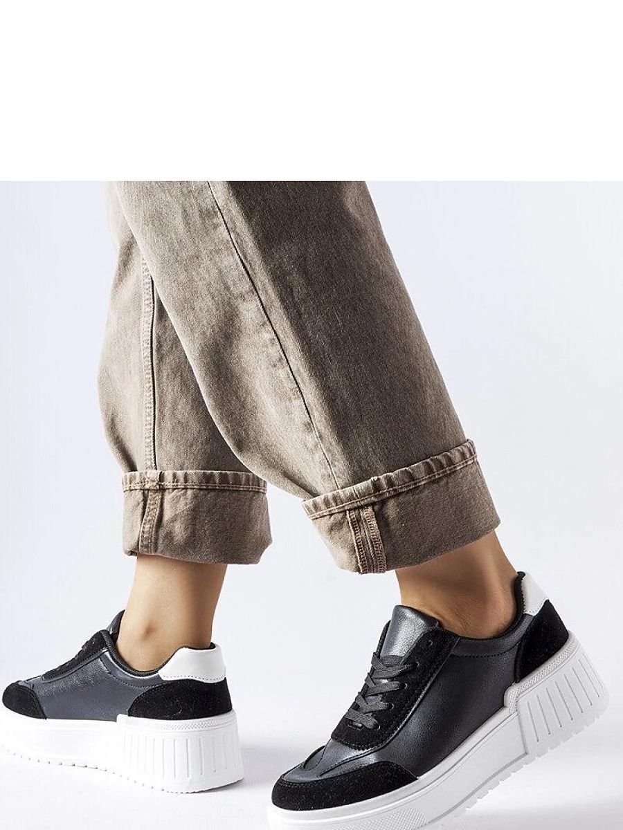 Baskets model 207701 Solea