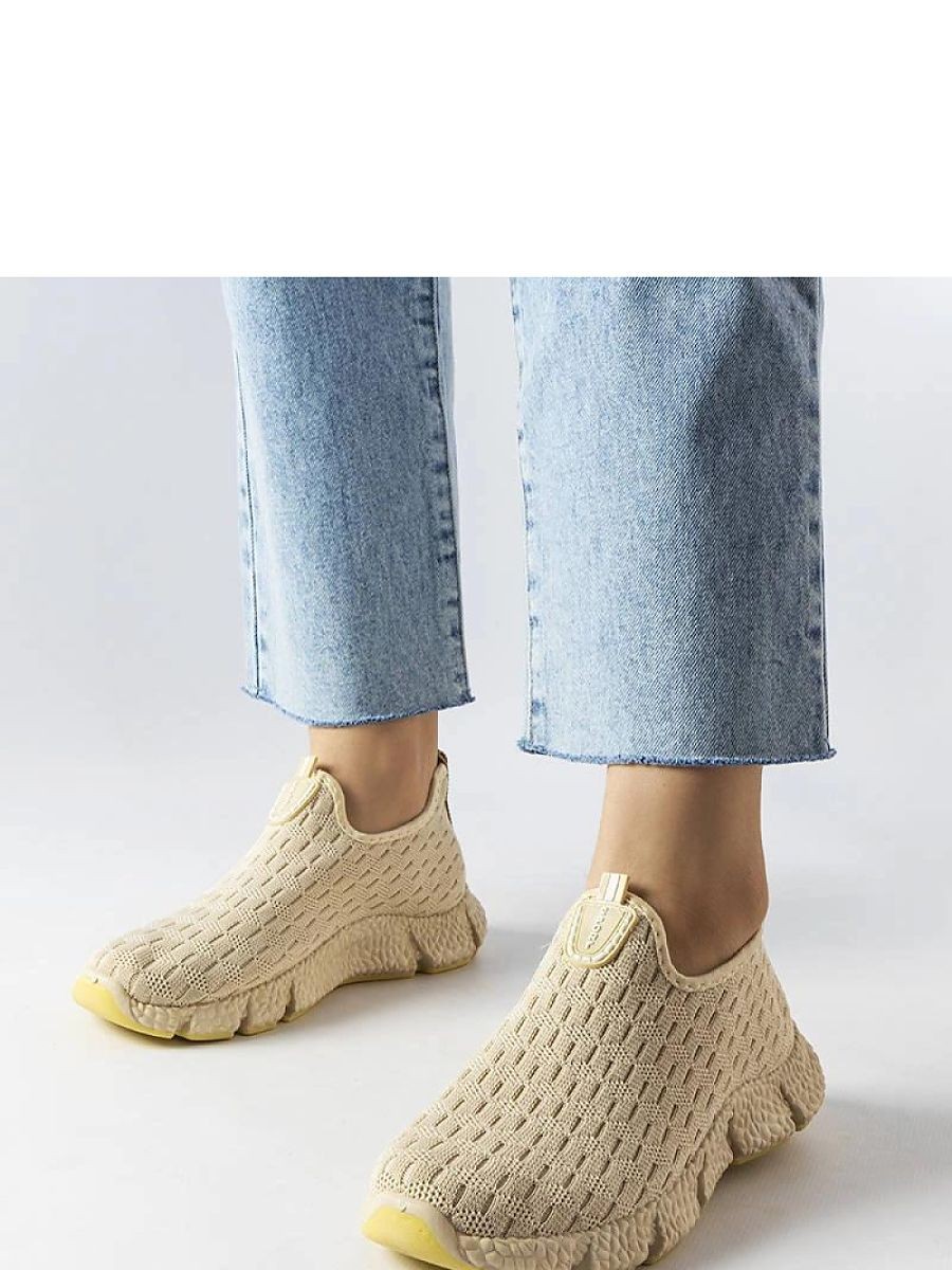 Baskets model 207820 Solea