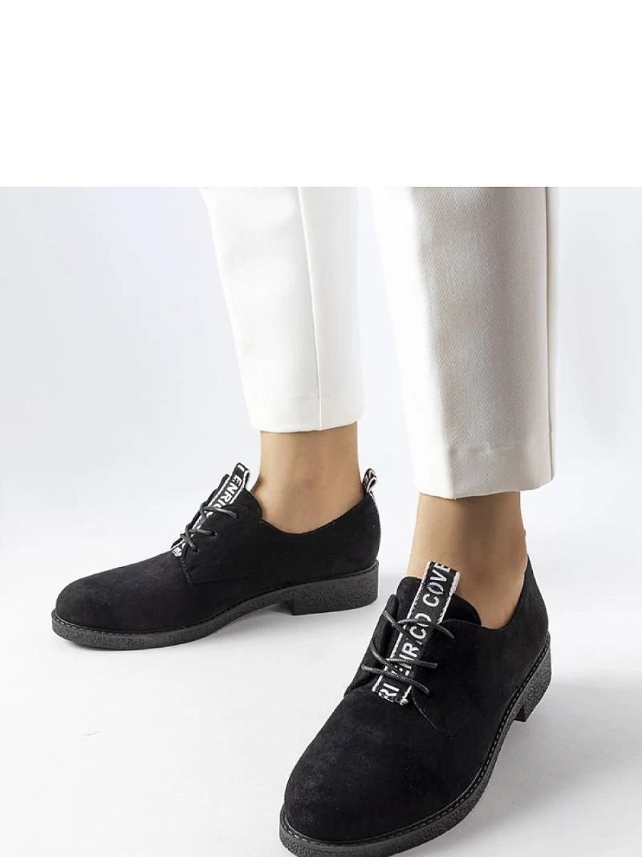 Baskets model 207860 Solea