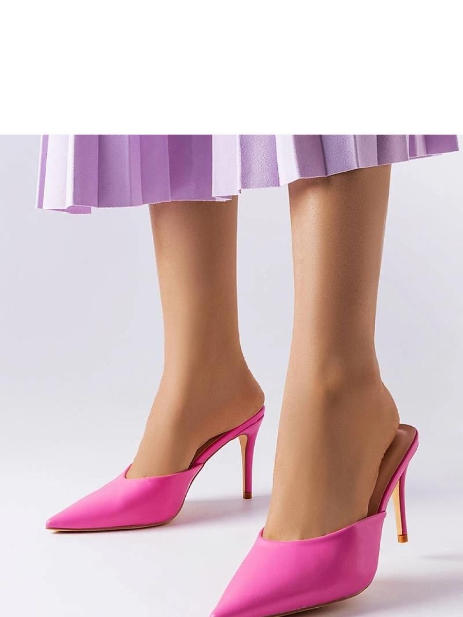 Escarpins à talons hauts...