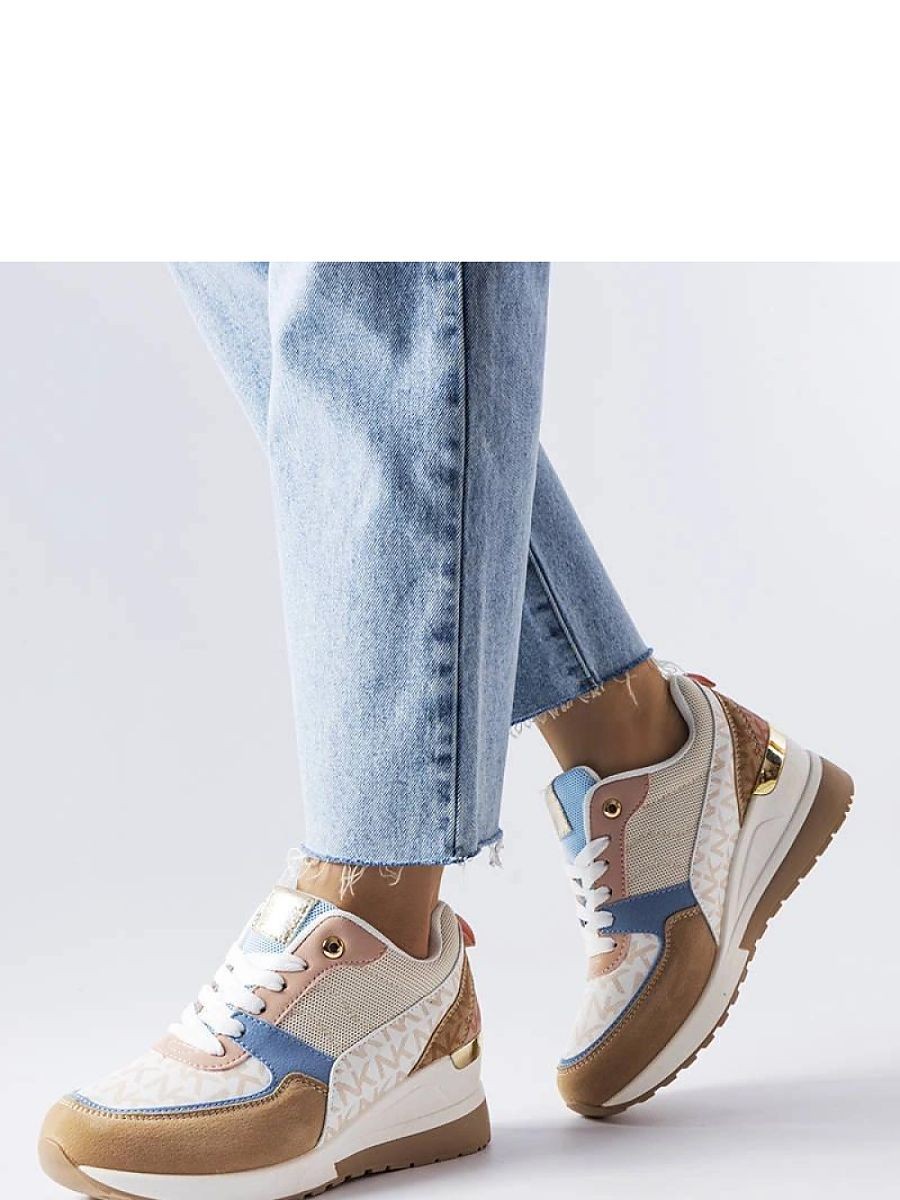Baskets model 207951 Solea