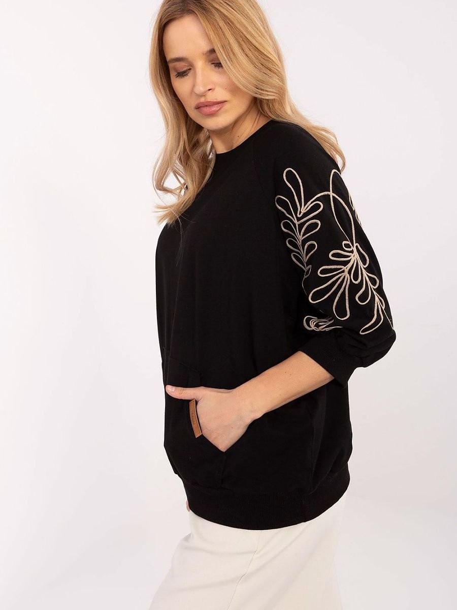 Sweatshirt model 208237...