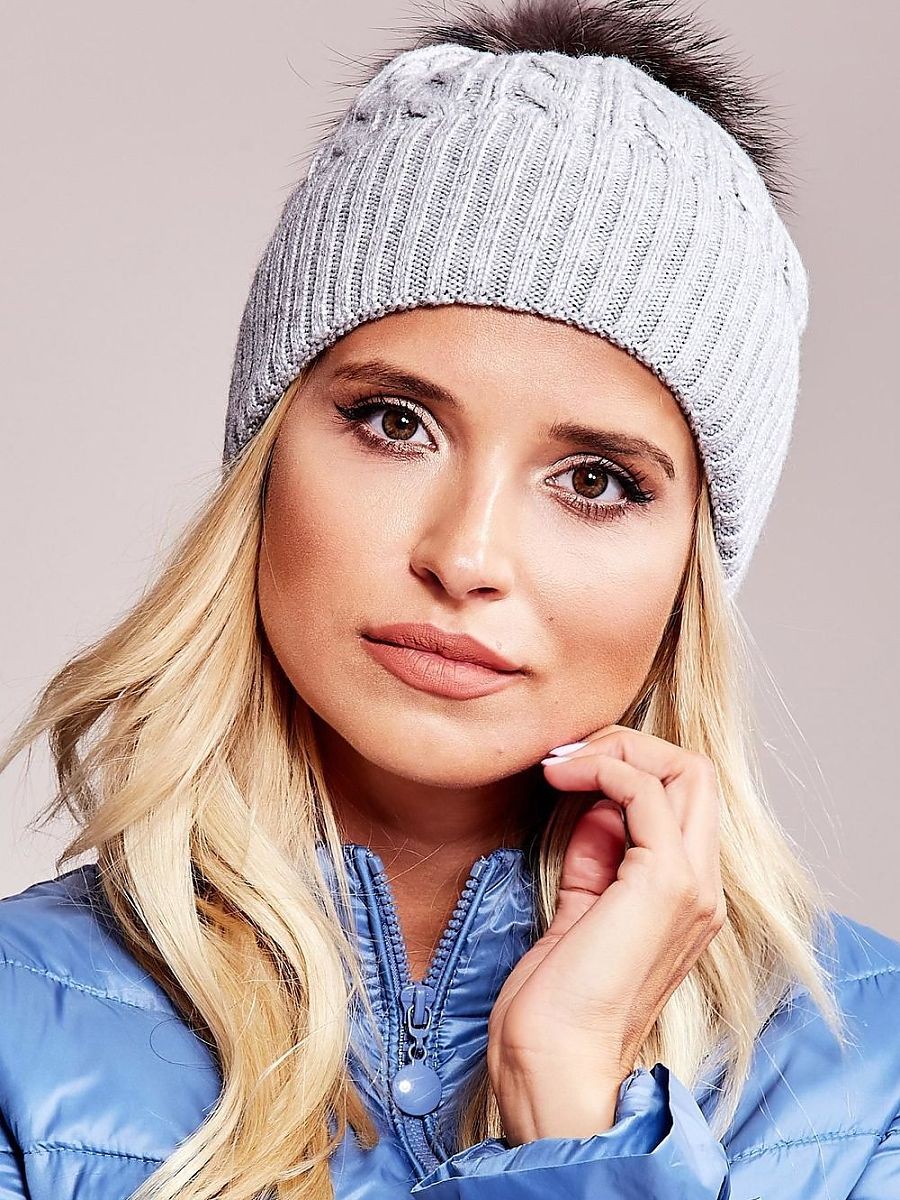 Bonnet model 208261 AT