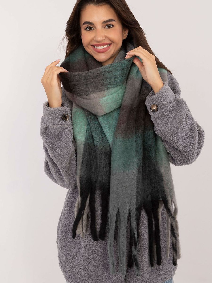 Châle model 208266 AT