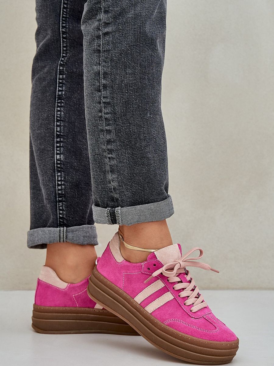 Chaussures de sport model...