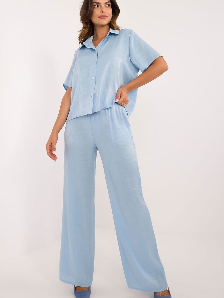 L`ensemble model 208692...