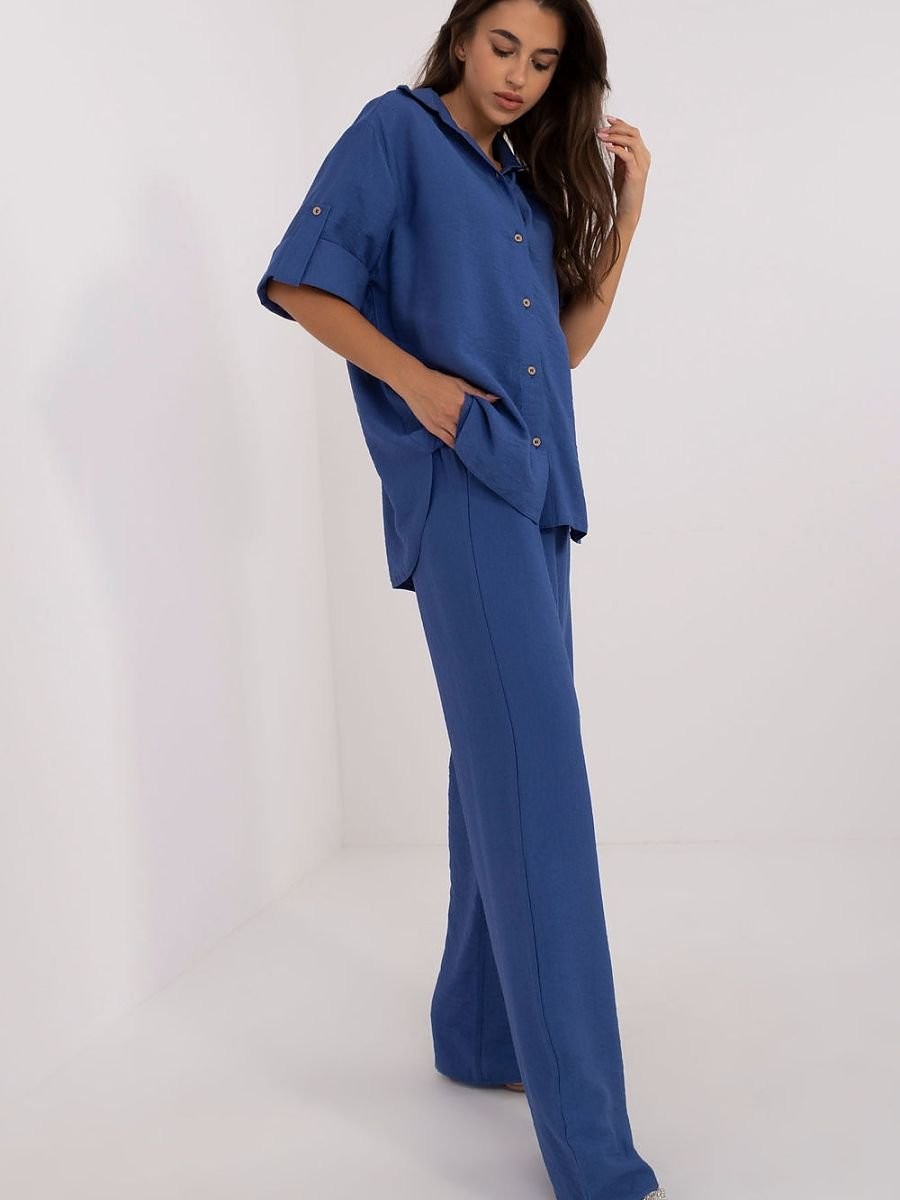 L`ensemble model 208696...