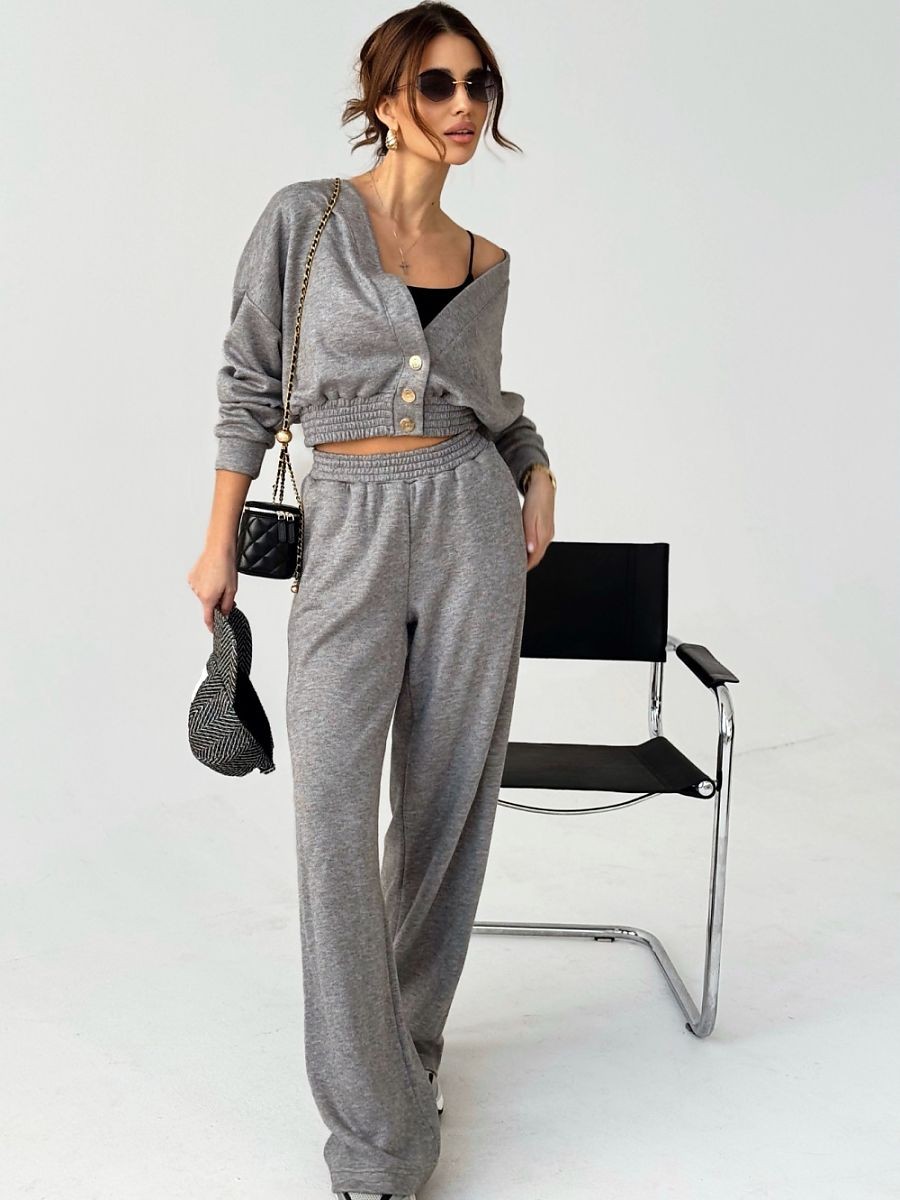 L`ensemble model 209323...