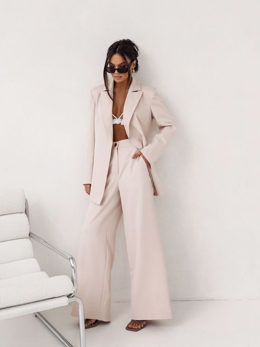 L`ensemble model 209356...