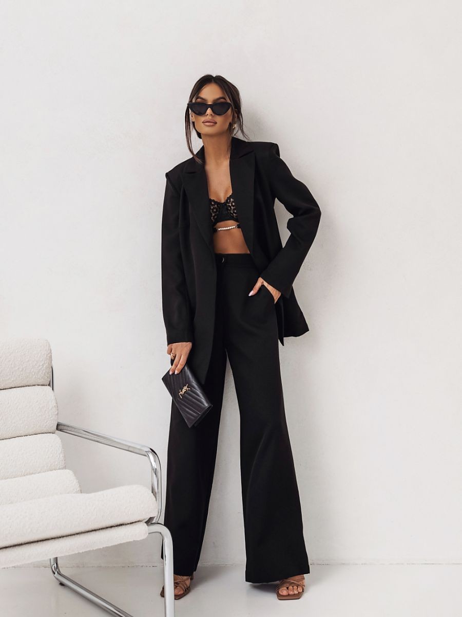 L`ensemble model 209357...