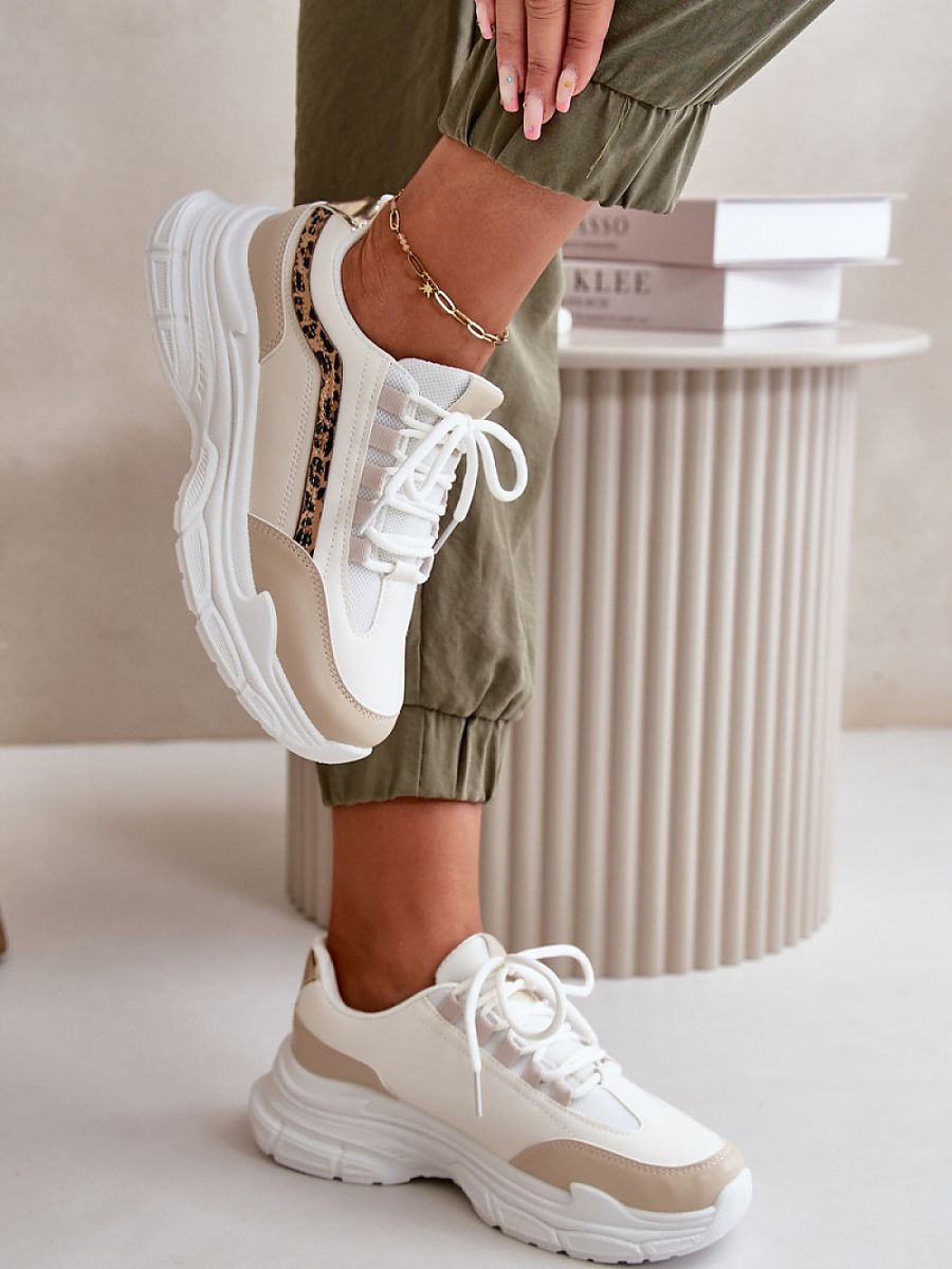 Chaussures de sport model...