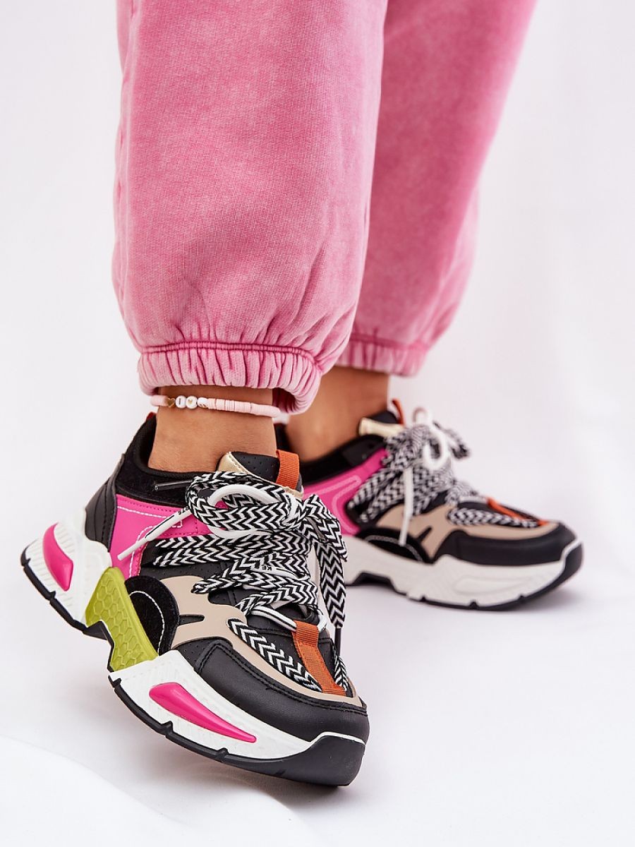 Chaussures de sport model...