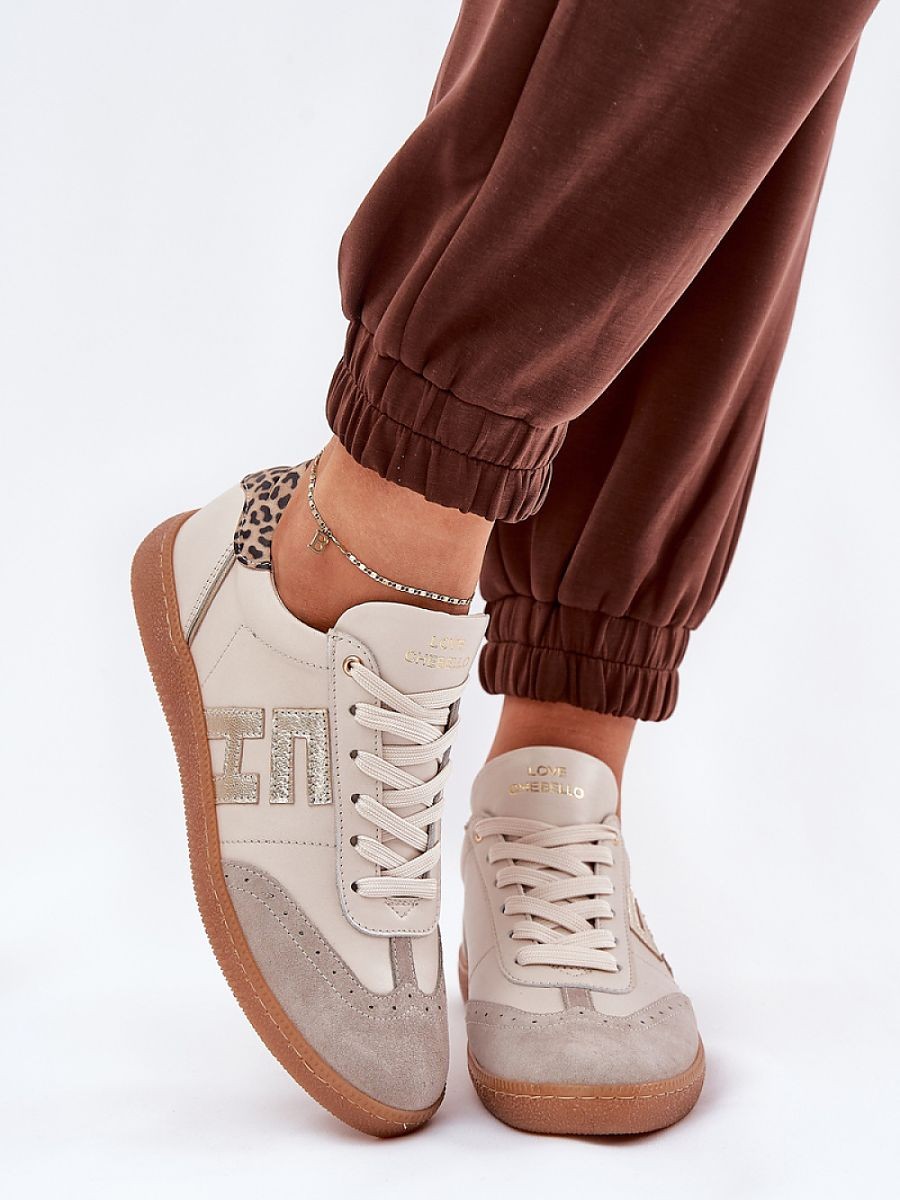 Chaussures de sport model...