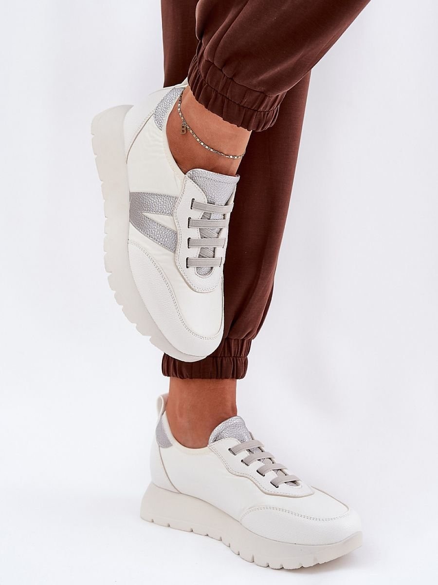 Chaussures de sport model...