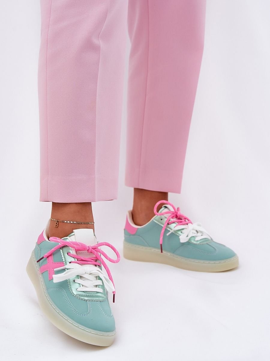 Chaussures de sport model...