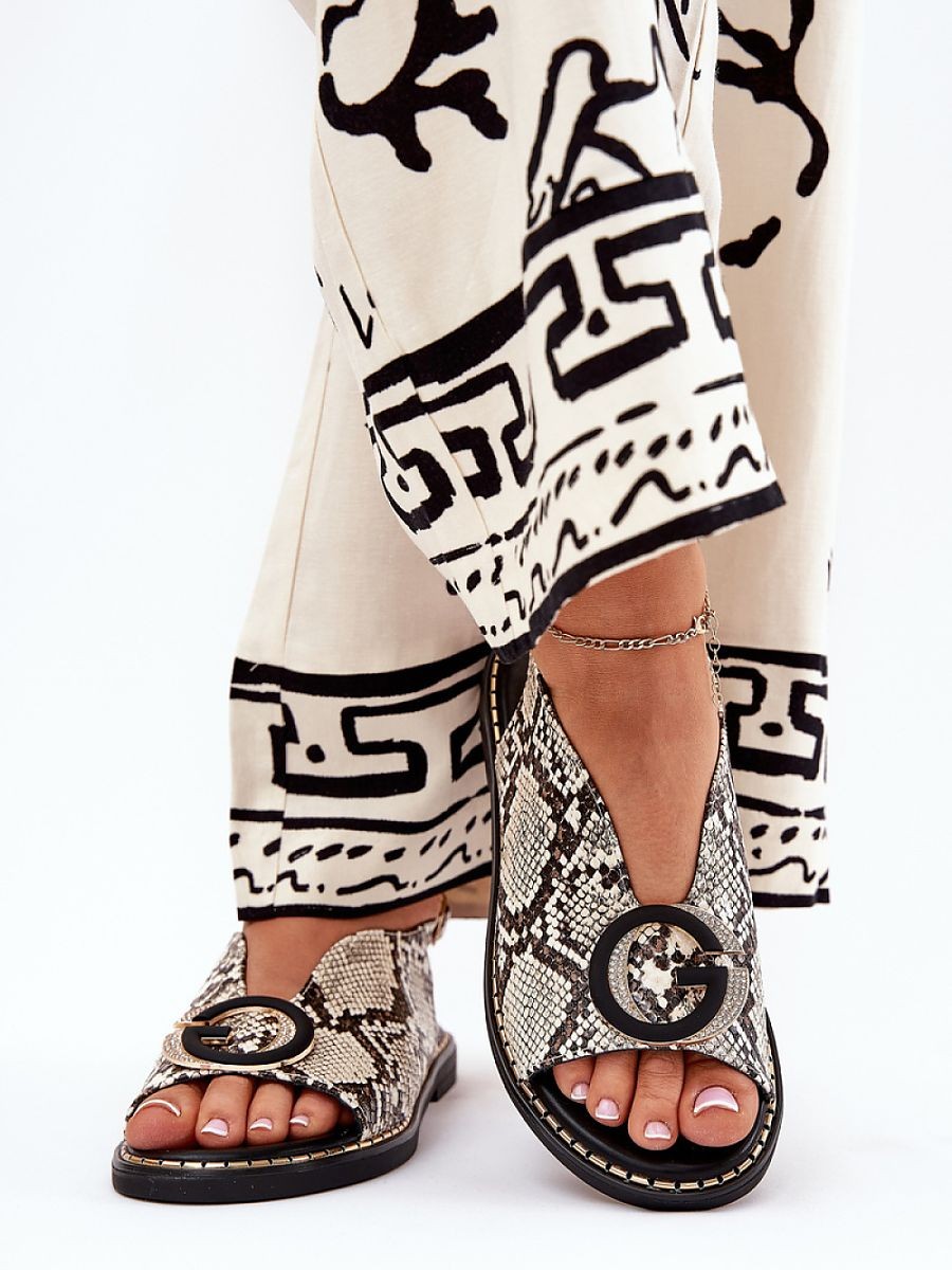 Sandales model 210139 Step...