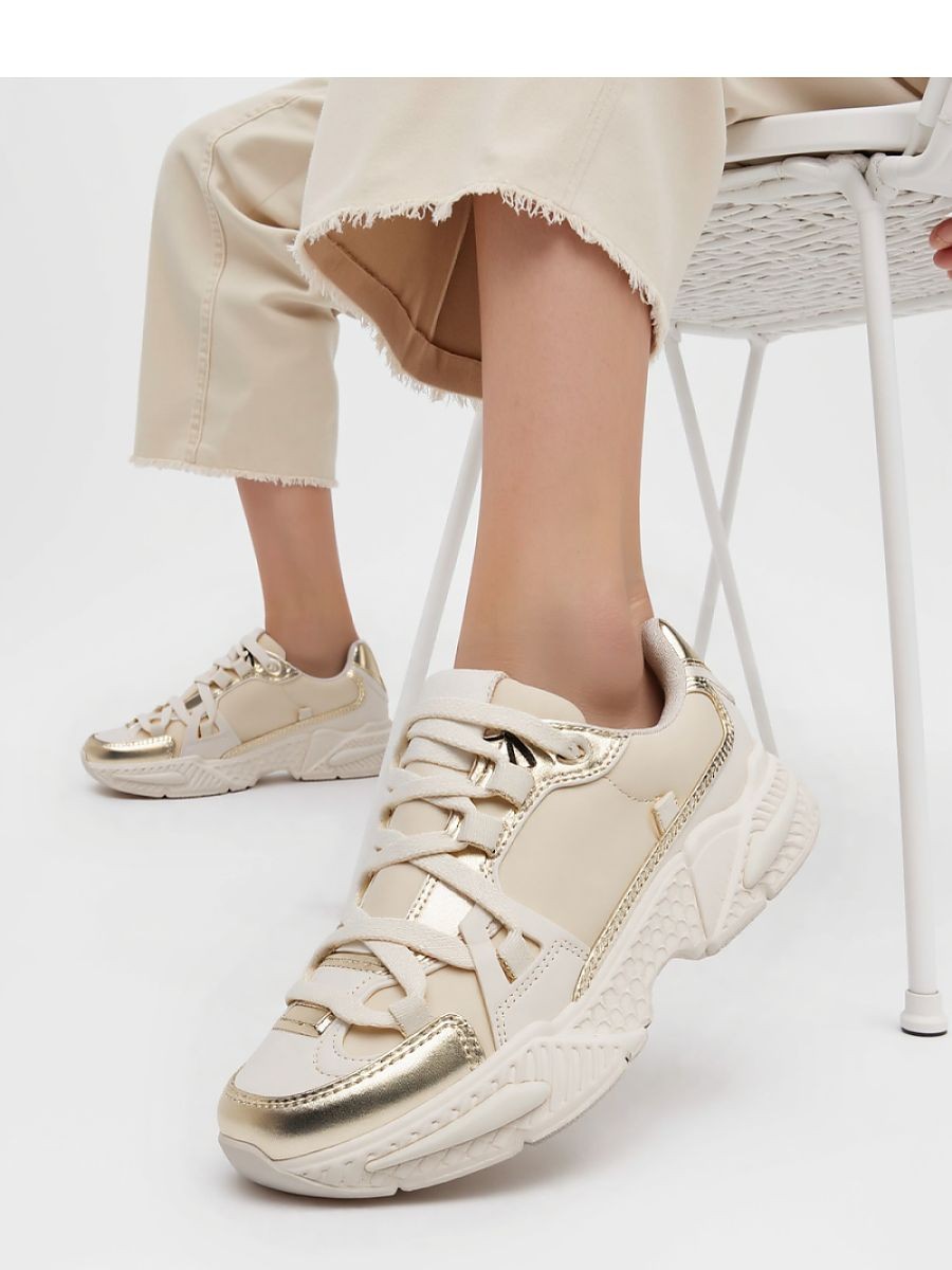 Chaussures de sport model...