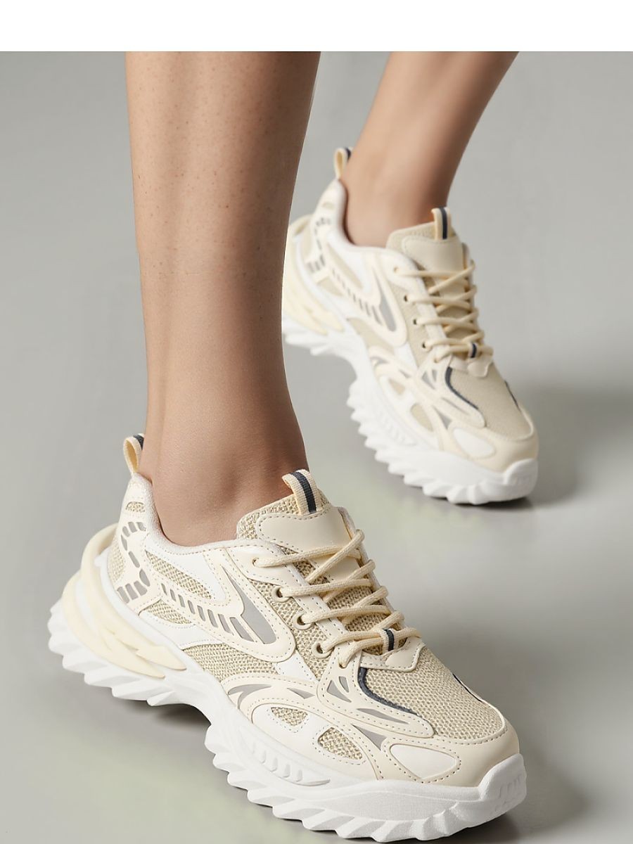 Chaussures de sport model...