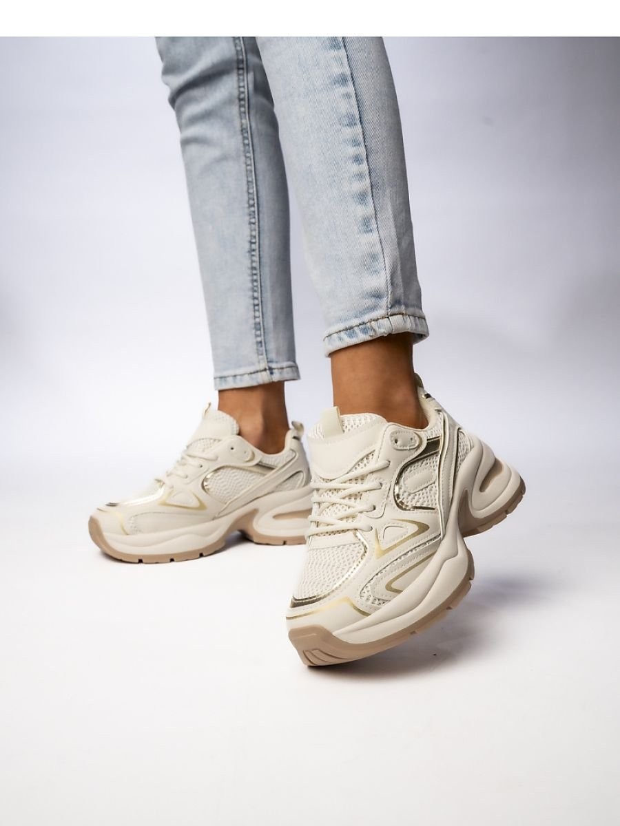 Chaussures de sport model...