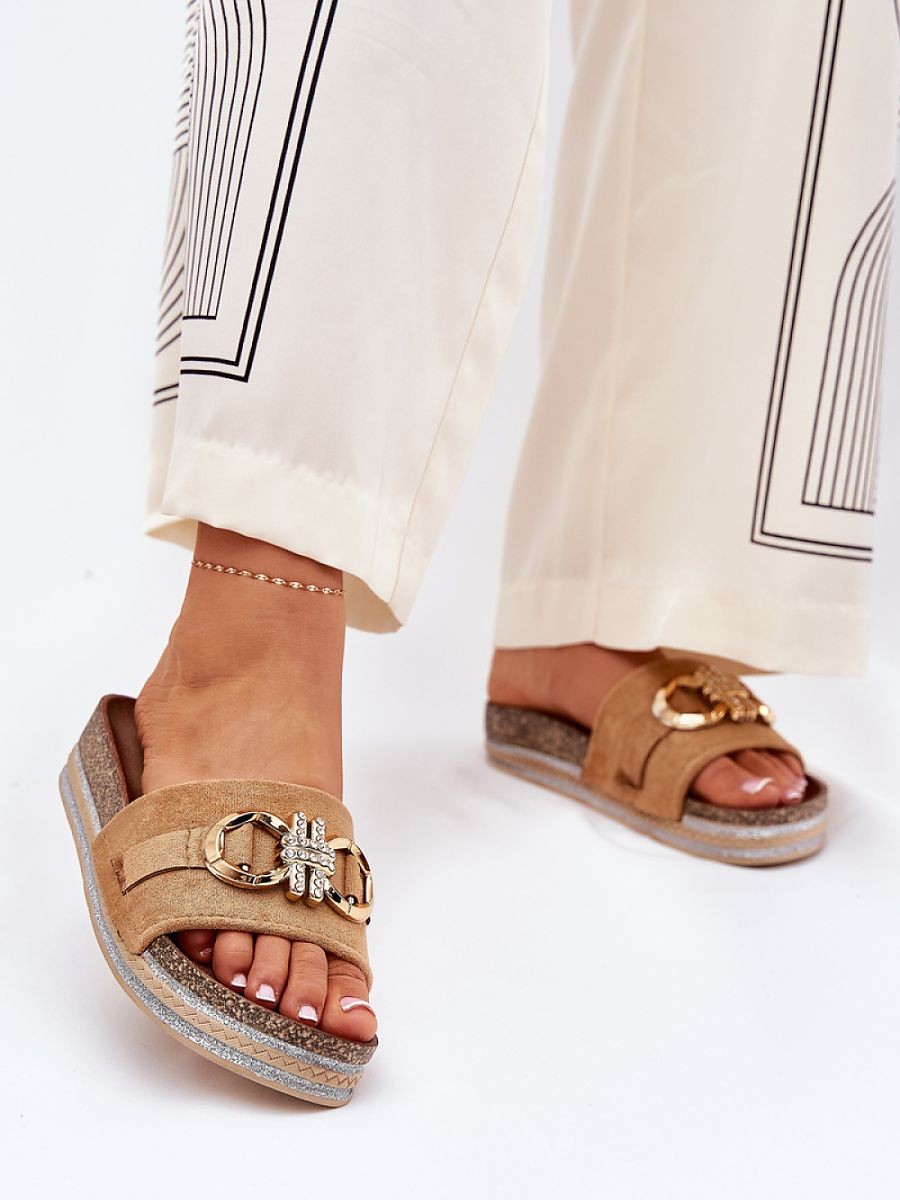 Clacquettes model 210750...