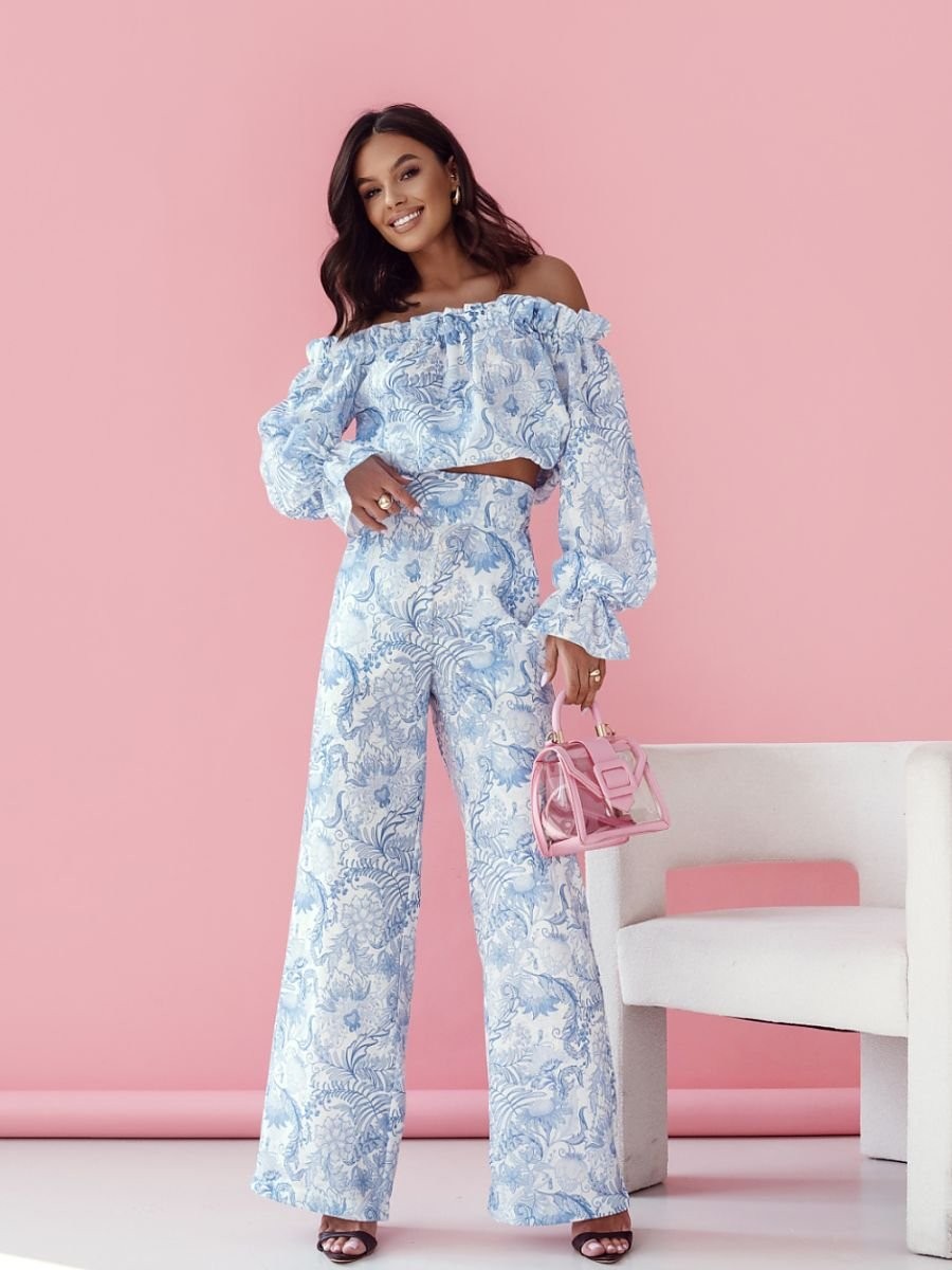 L`ensemble model 210837...