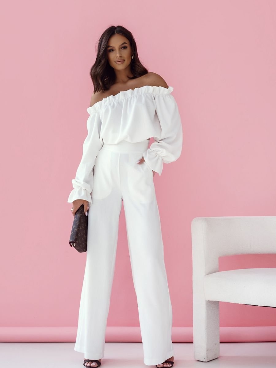 L`ensemble model 210839...