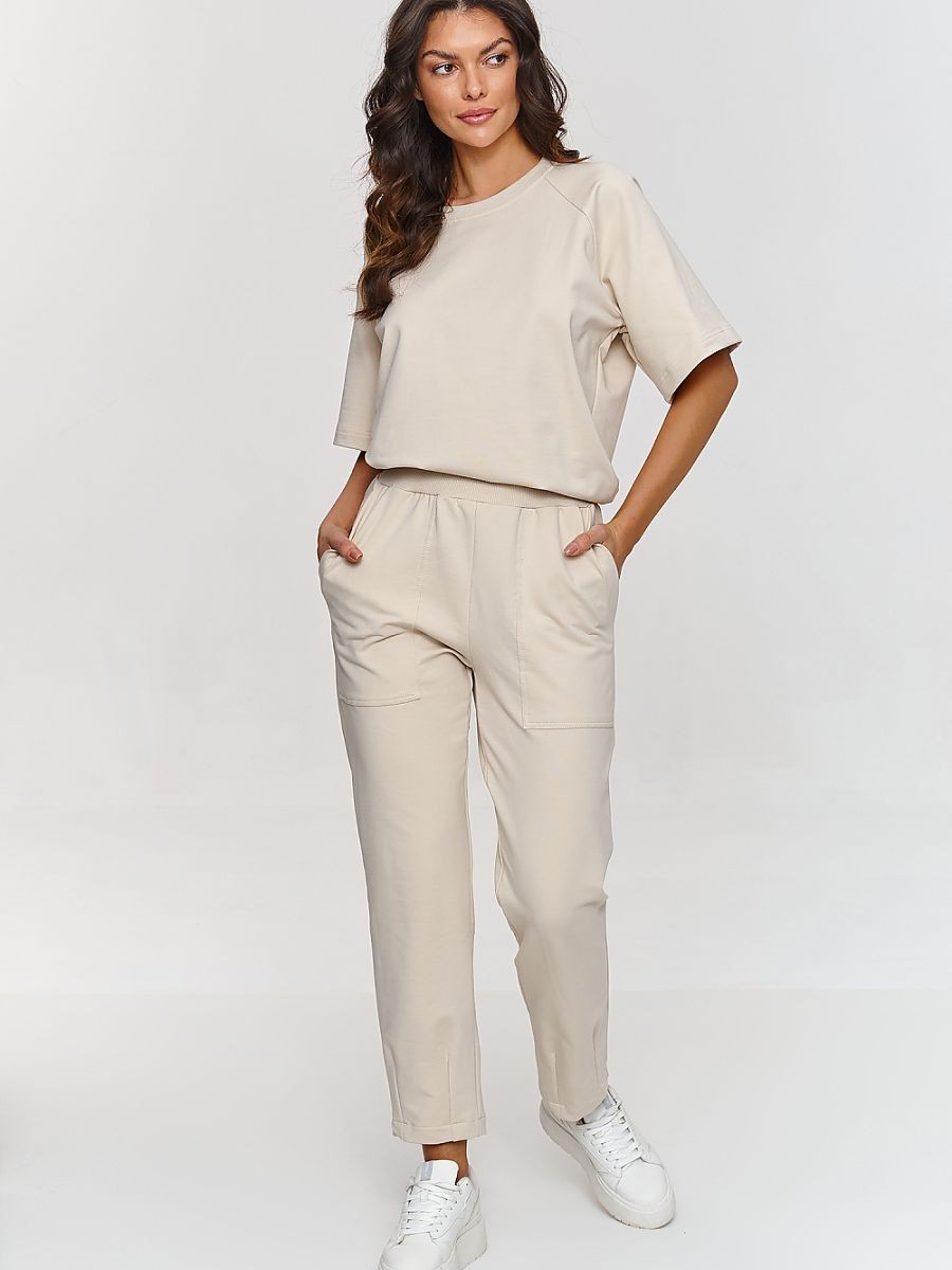 L`ensemble model 209863...