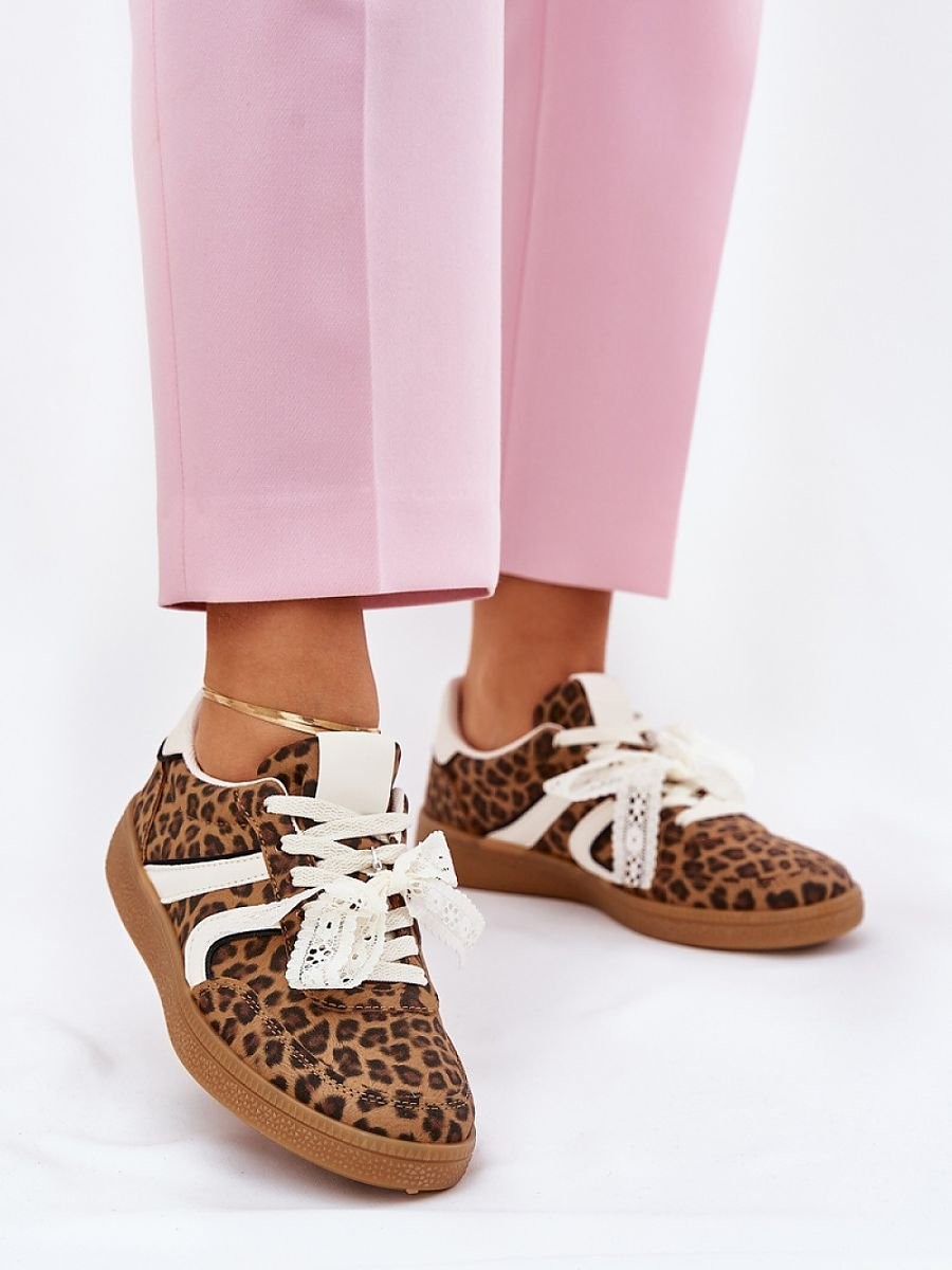 Chaussures de sport model...