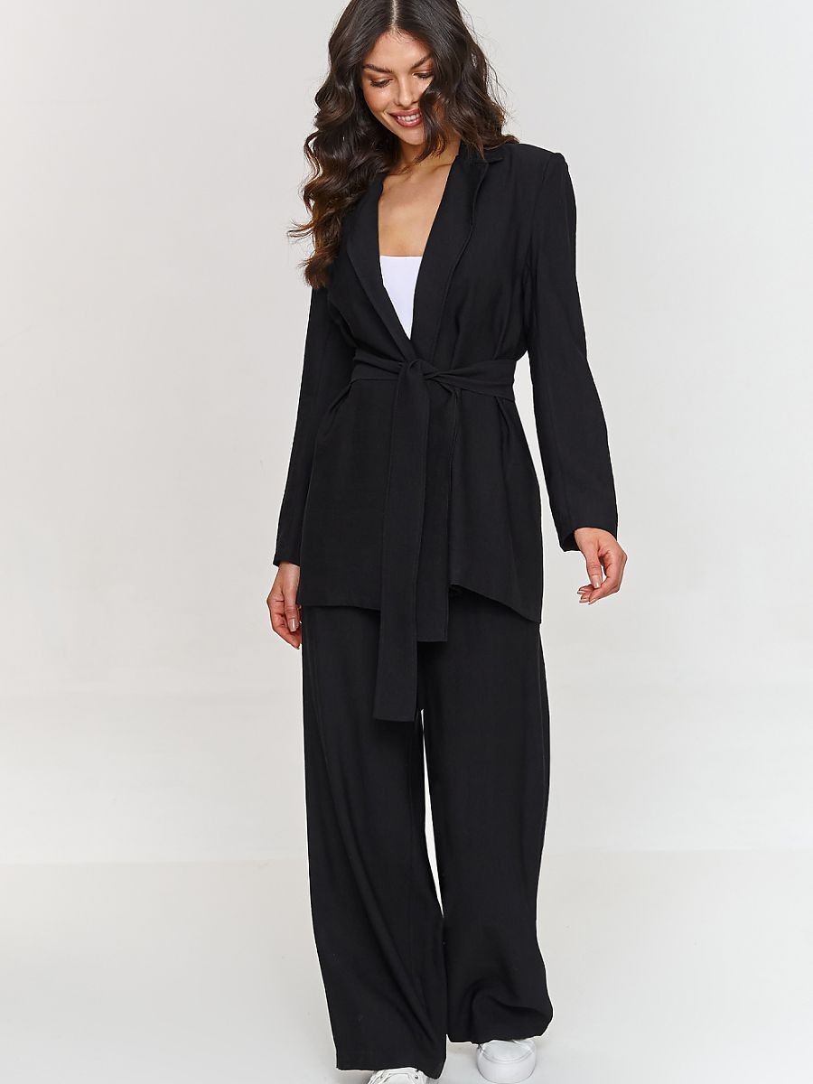 L`ensemble model 211151...