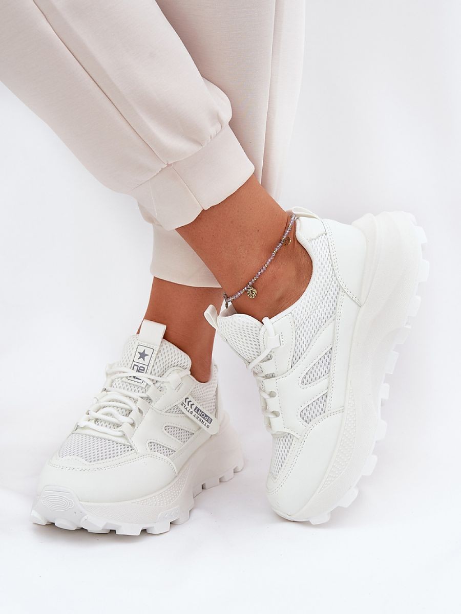 Chaussures de sport model...