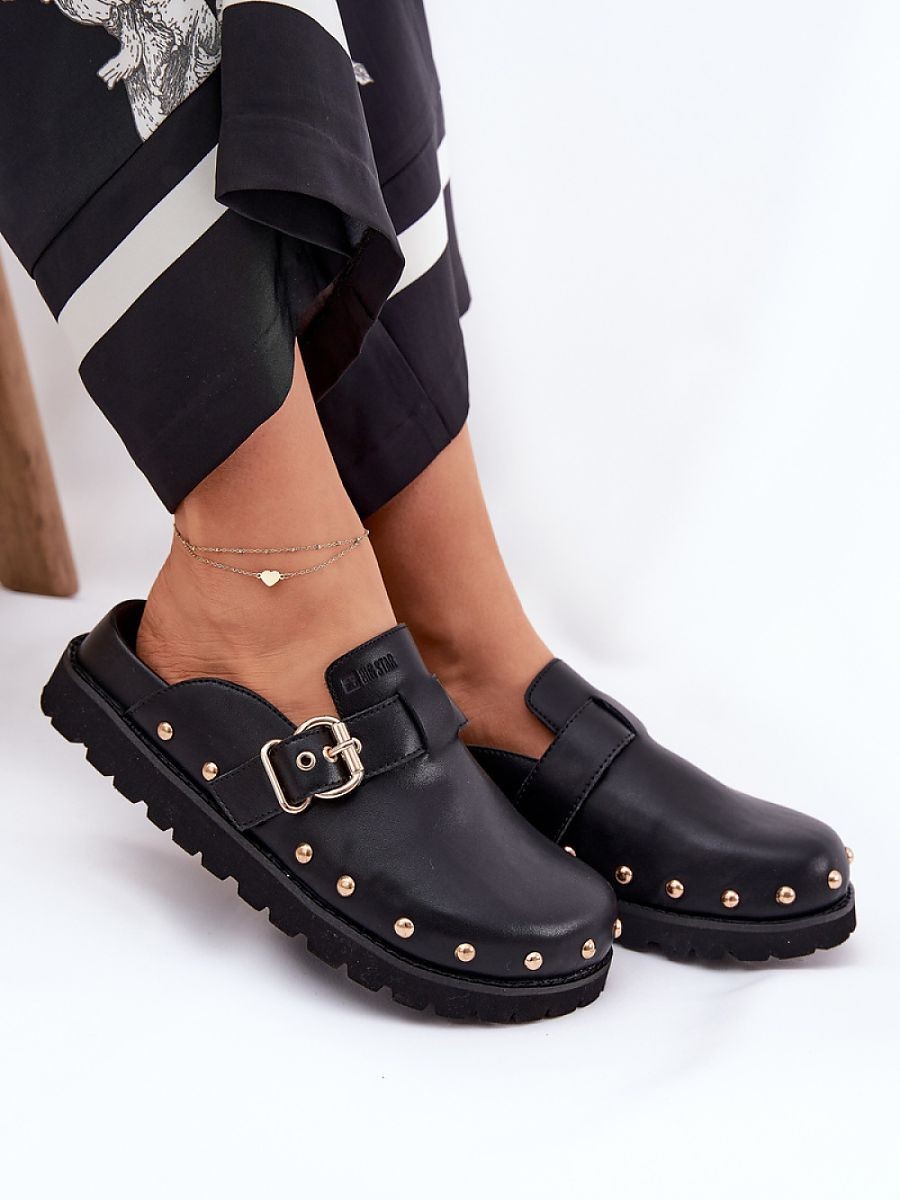 Clacquettes model 211678...