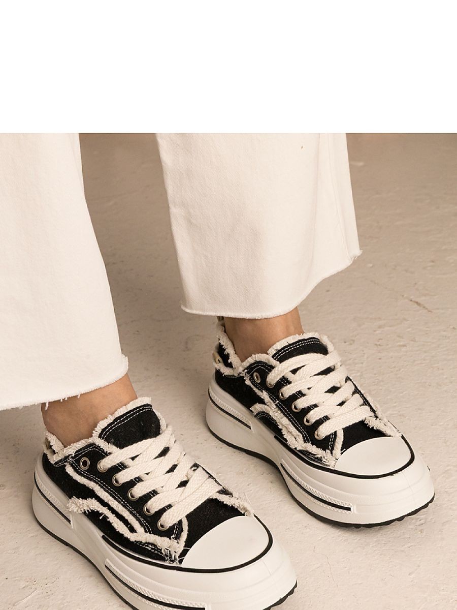 Baskets model 211788 PRIMO