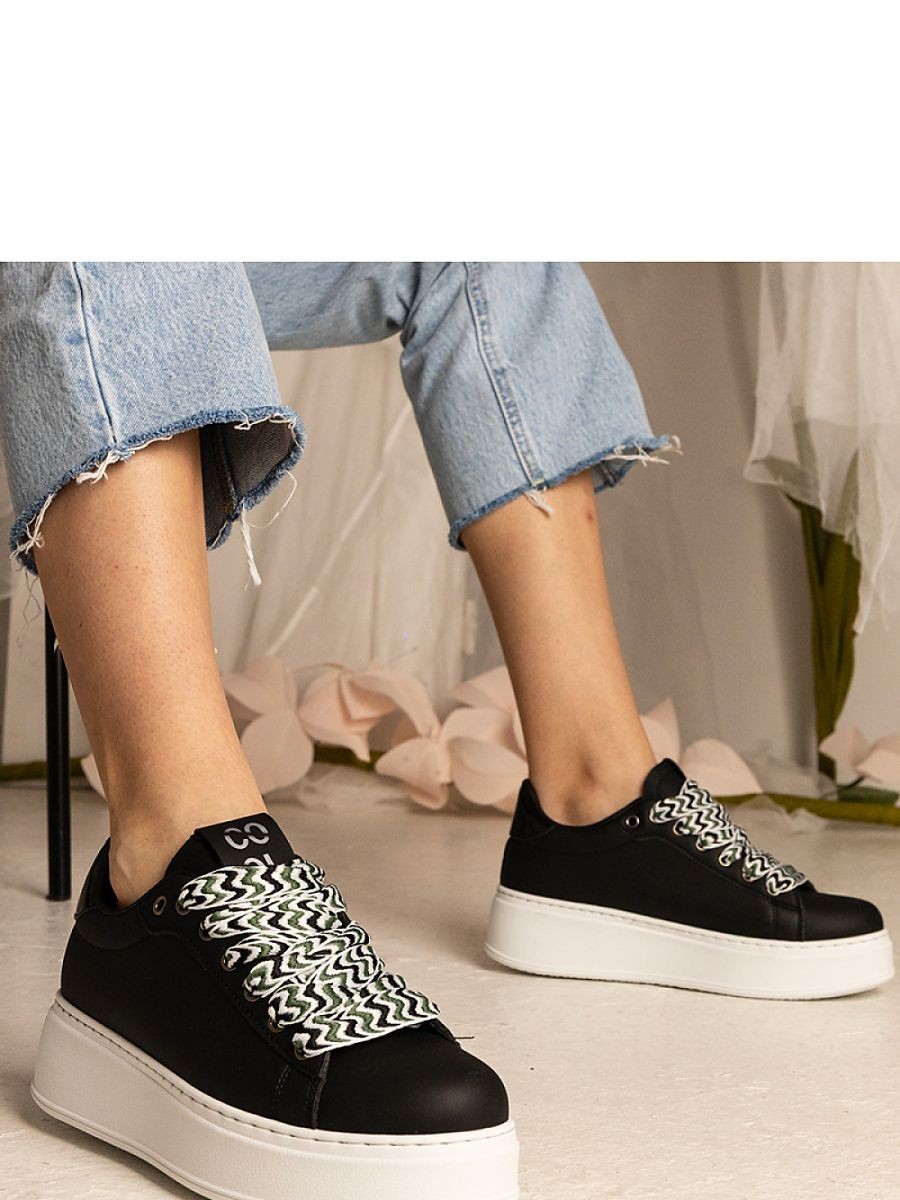 Chaussures de sport model...